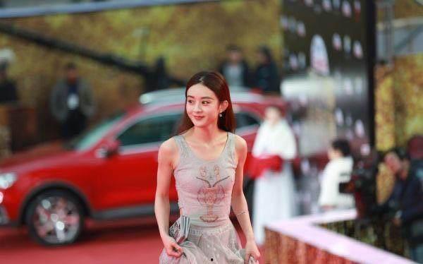 爆料赵丽颖退出娱乐圈,告别荧幕引粉丝不舍  第2张